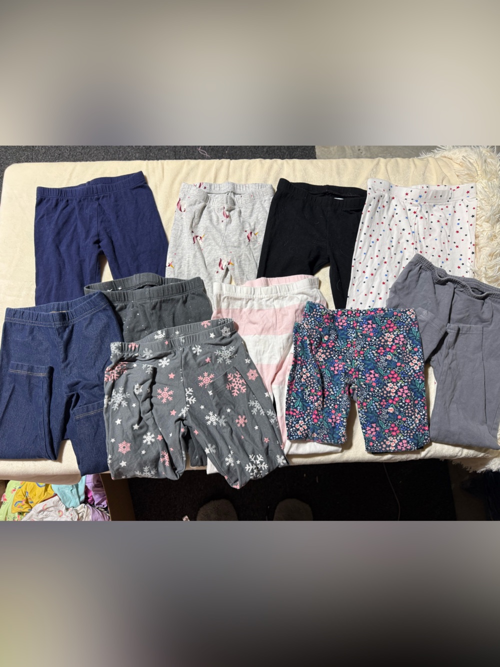 Lot of 10 Girls Leggings 4T Old Navy Mixed Brands Knit Pants Bundle Snowflake